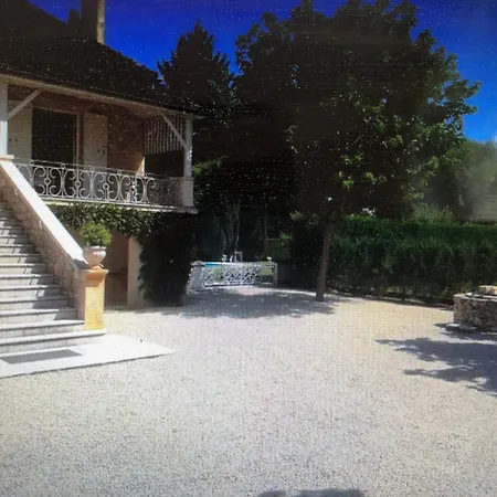 Les De Marie-lot Vire-sur-Lot