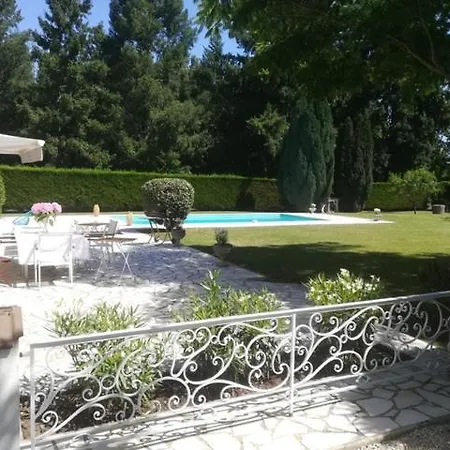 Les De Marie-lot Vire-sur-Lot